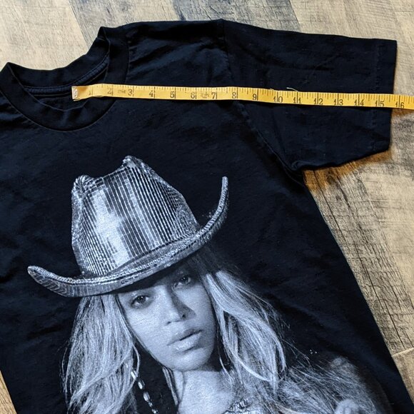 Beyonce Renaissance World Tour 2023 Graphic Tee Small - Picture 5 of 6